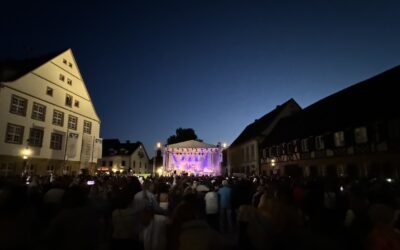 VR Bank Open Air 2025: Hallstadts Marktplatz wird zur Konzertbühne!