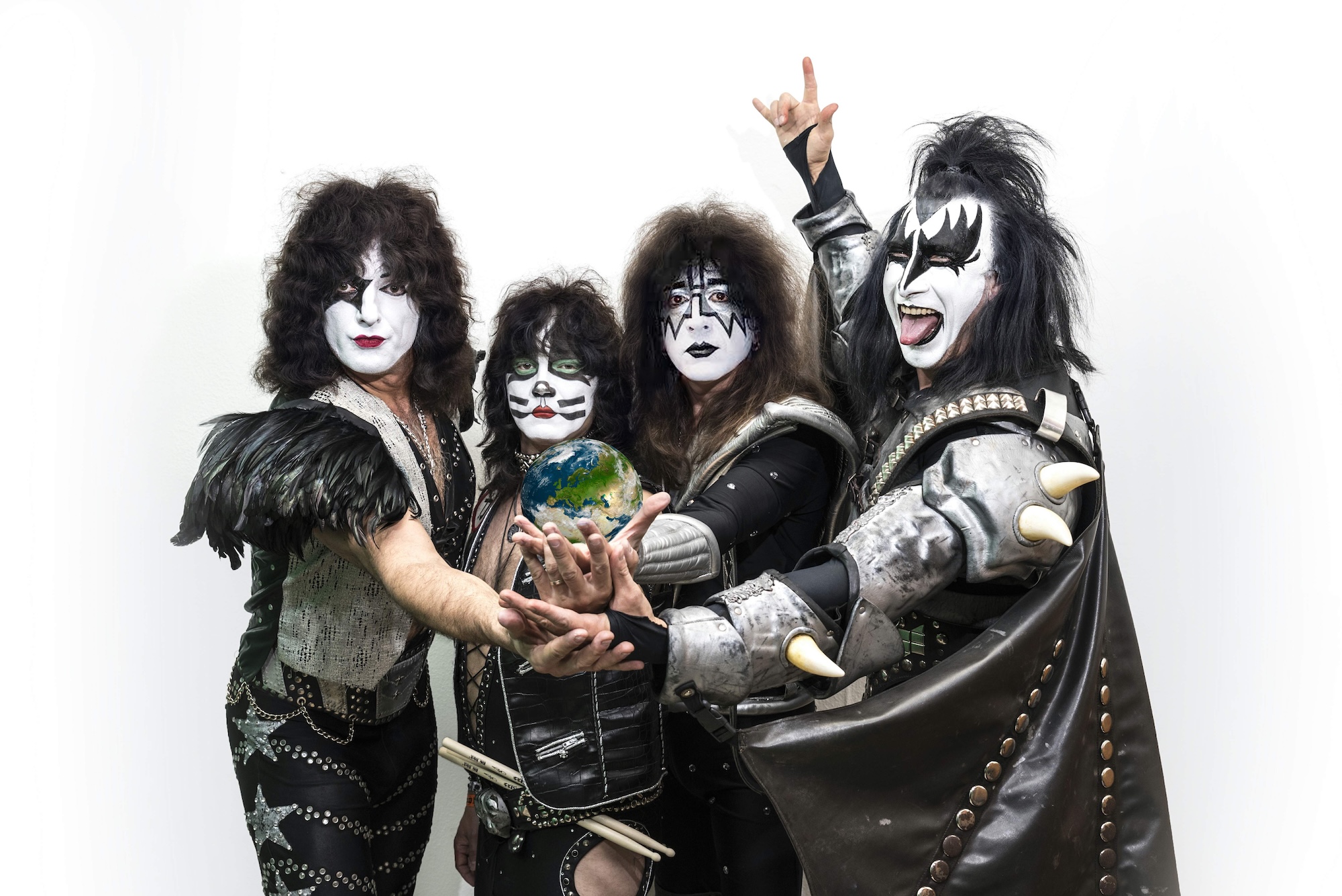 KISS FOREVER BAND Foto Bonfire live auf der Bühne im Vamos Hallstadt – deutsche Hardrock-Band bei einem ihrer Konzerte in Franken, fotografiert von Cris Formann