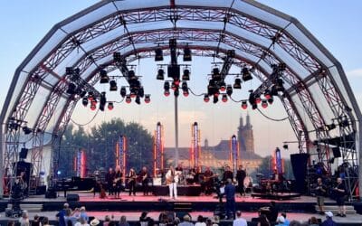 Deine Songs auf der großen Bühne: Förderpreis für junge Liedermacher 2026/27