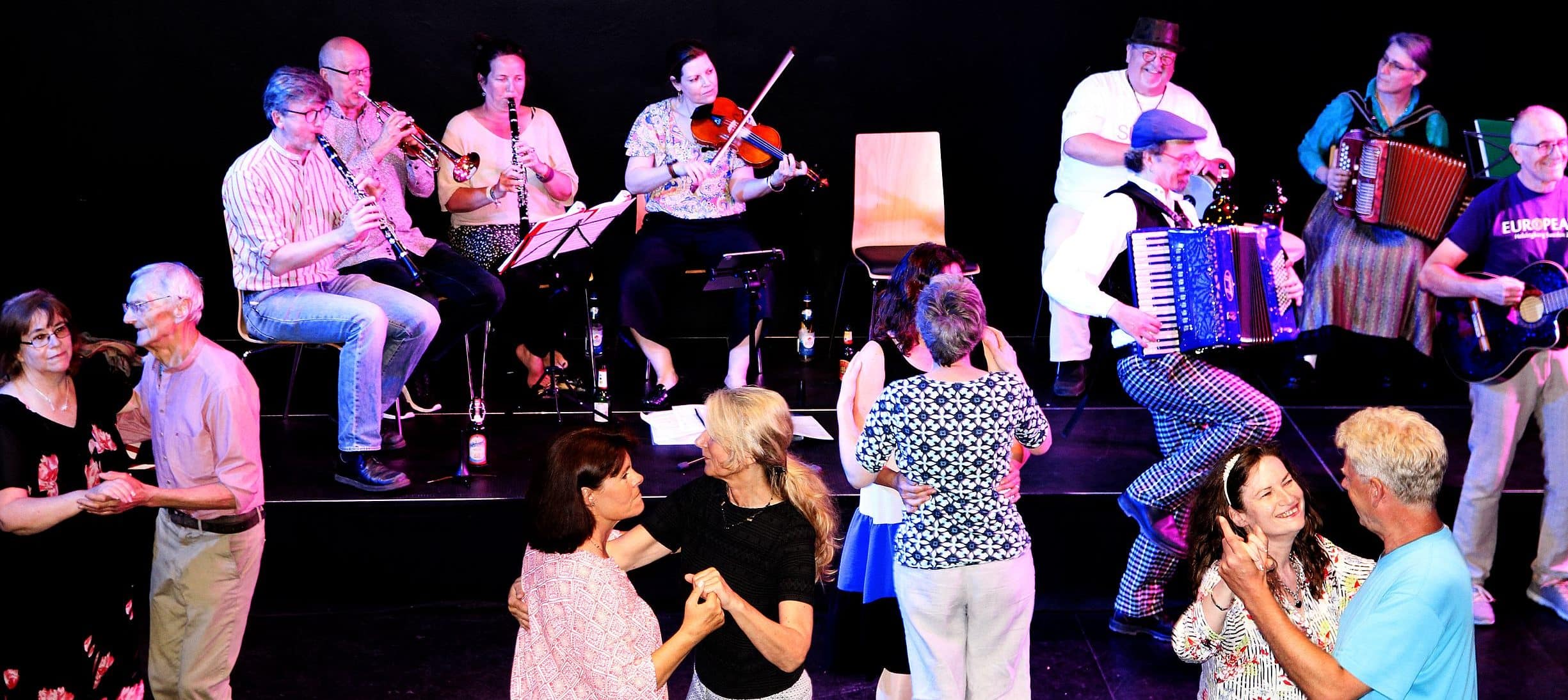 Offenes Tanzen mit Musikantenstammtisch