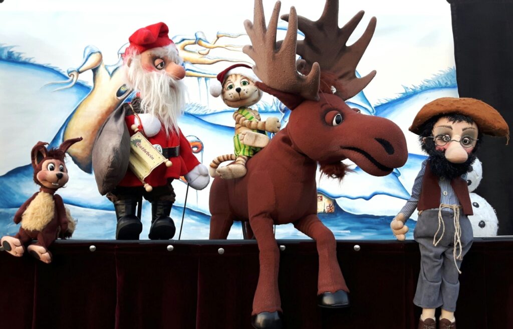 Pettersson und Findus – Pettersson bekommt Weihnachtsbesuch, Theater vom Rabenberg